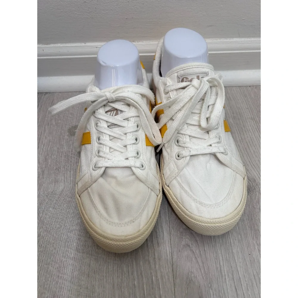 Gola Stratus Women 8 Off-White Yellow Canvas Low Top Sneakers CLB620 Heritage